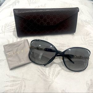 GUCCI Black & Gold Sunglasses Style GG4250/S